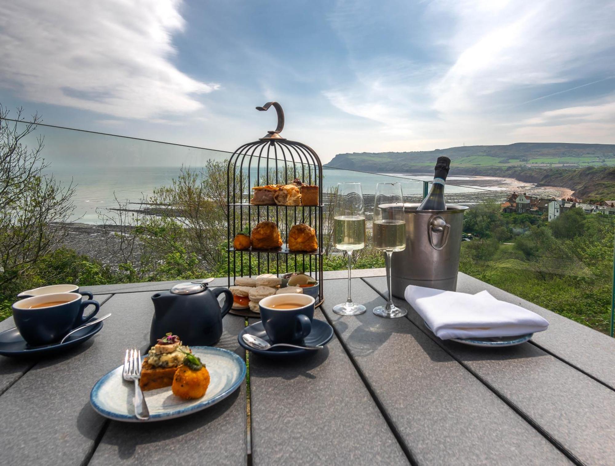 Hotel Victoria Robin Hood's Bay Εξωτερικό φωτογραφία