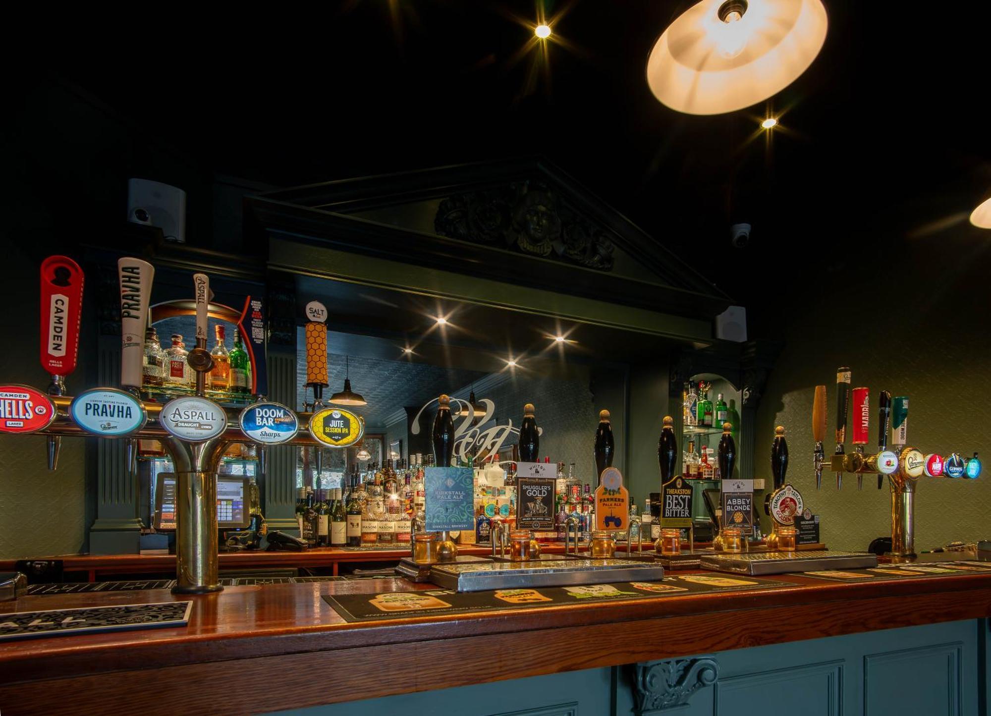 Hotel Victoria Robin Hood's Bay Εξωτερικό φωτογραφία
