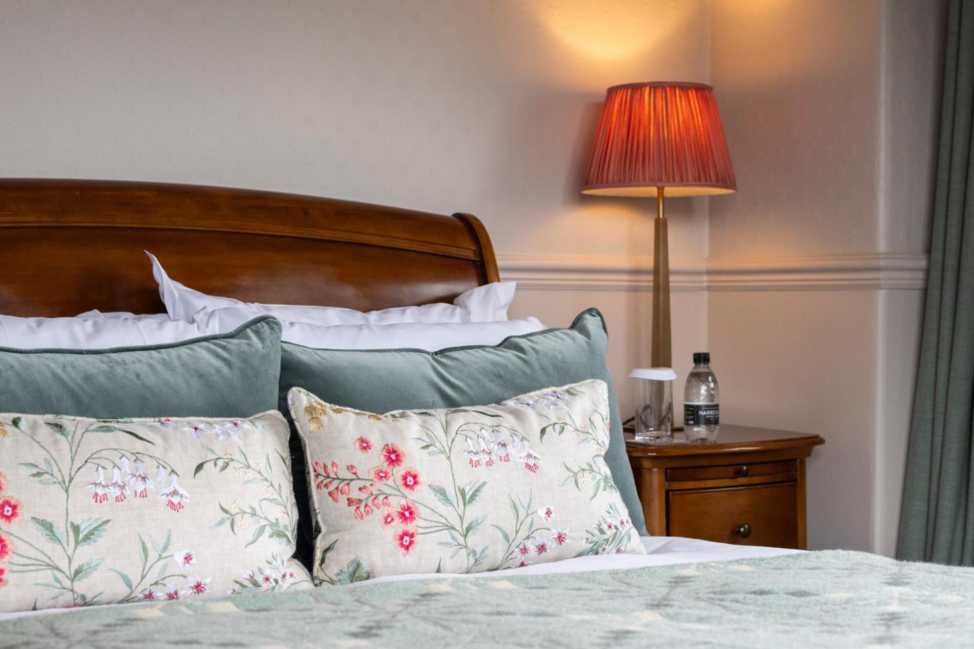 Hotel Victoria Robin Hood's Bay Εξωτερικό φωτογραφία